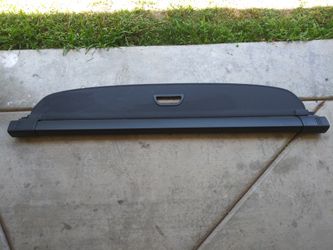 2016-2019 GENUINE OEM FACTORY MERCEDES GLC REAR CARGO COVER-BLACK