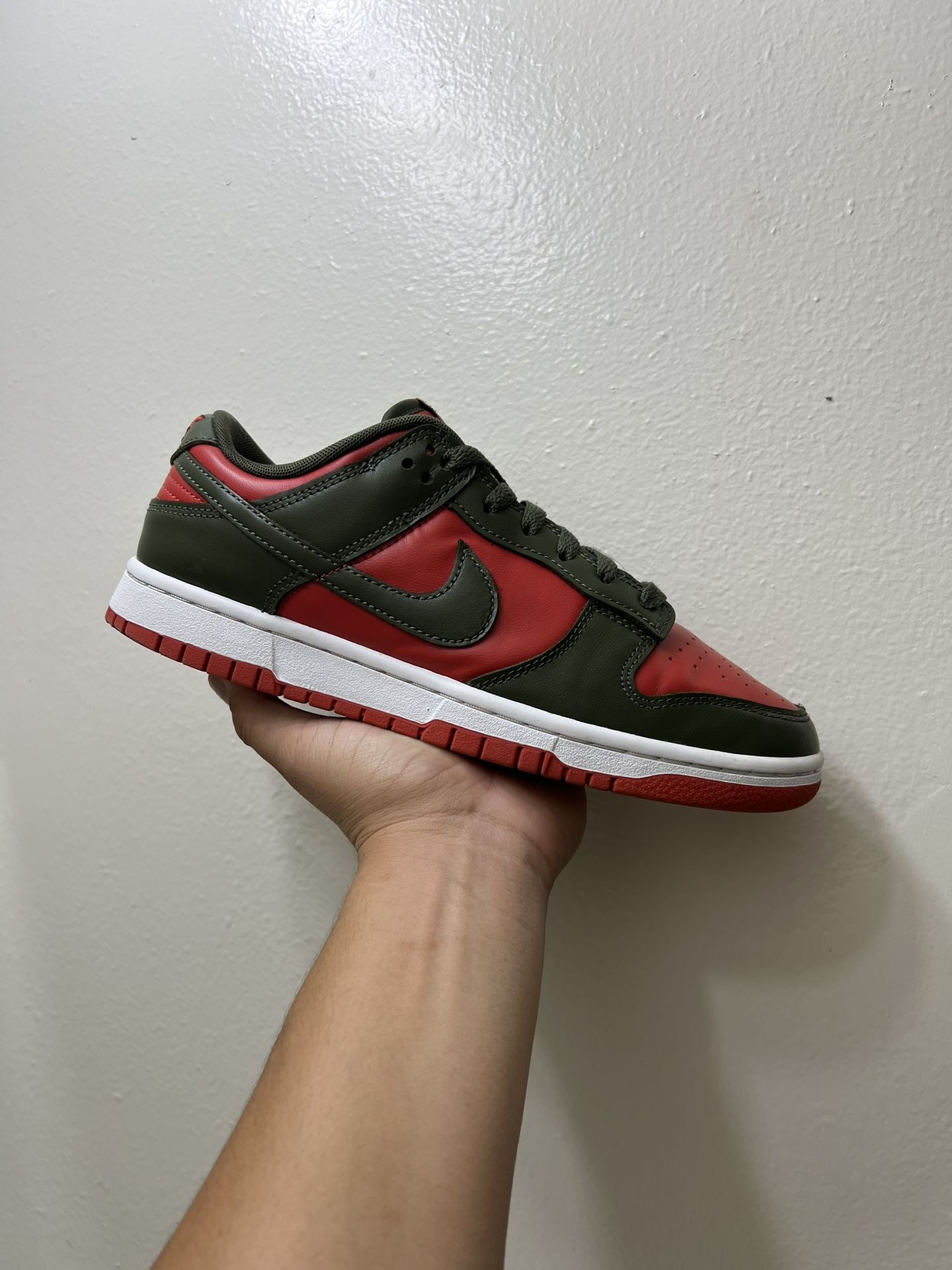 Nike Dunk Low “Cargo Khaki Mystic” Size 7.5 In Men