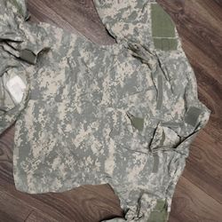 U.S. Military Camo Jackets (7)...Yes They Are Available