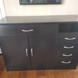 Black Cabinet 