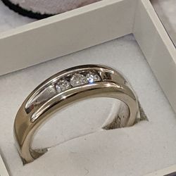 14K White GOLD DIAMOND RING SZ  9