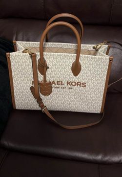 Michael kors tote bag