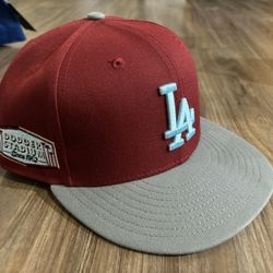 Los Angeles Dodgers New Era Fitted Hat Stadium Patch Size 7 1/2 