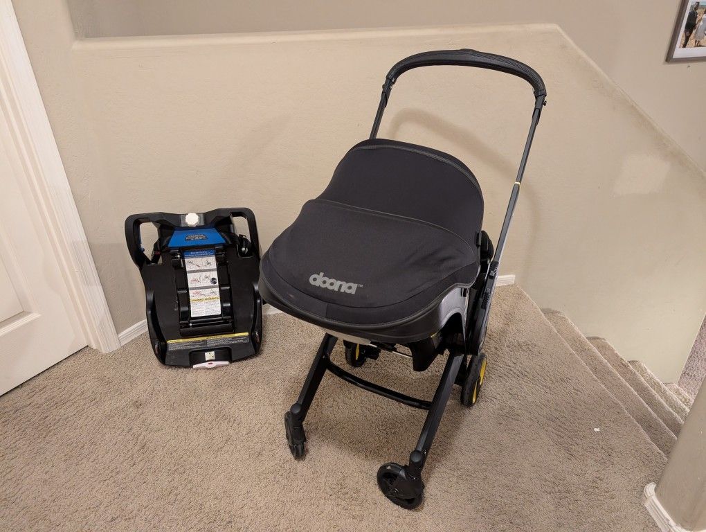 Doona Infant Car seat and Stroller