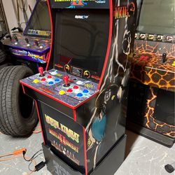 Mortal Kombat Arcade 1up w/ riser and power supply mint condition