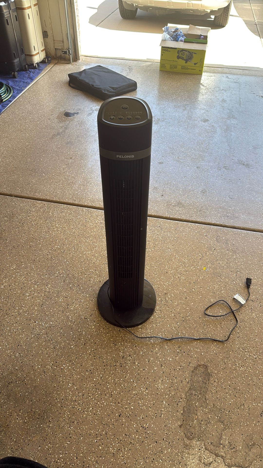 40 Inch Pelonis Tower Fan