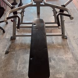 Body Solid Pro Clubline LVBP Leverage Bench Press