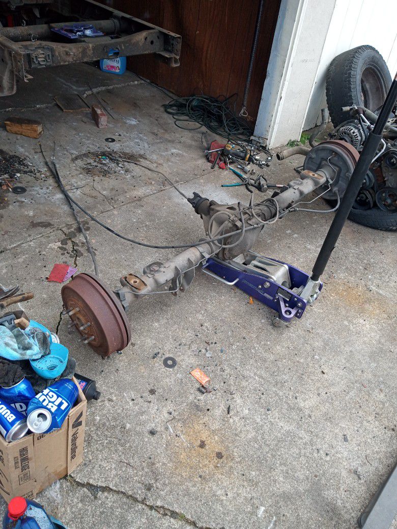 Chevy Rear End And Leaf Springs 