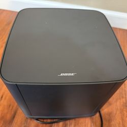 Bose Soundbar 500 + Bass Module 500 – $360