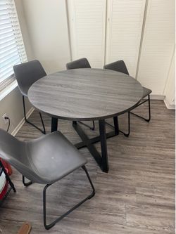 Dining set