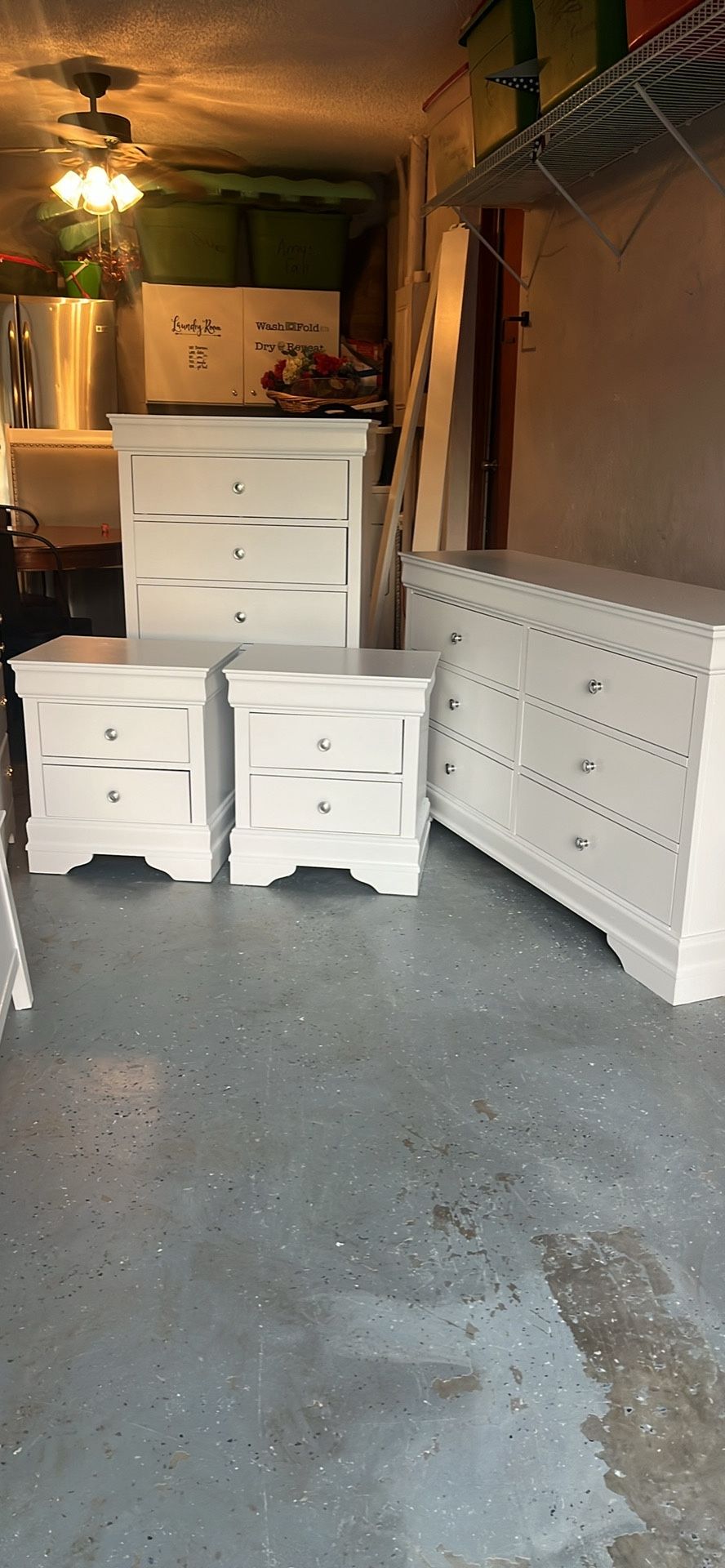 Dresser Set