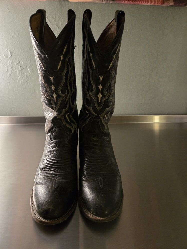 Vintage Tony Lama Cowboy Boots With Blue Embroidery Size 7