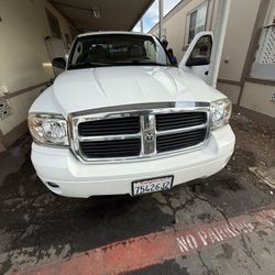 2007 Dodge Dakota