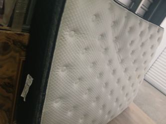 Queen MATRESS