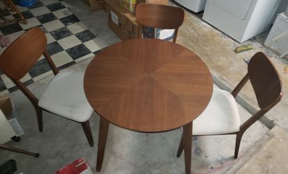 Round Wood Table w/ 3 Chairs