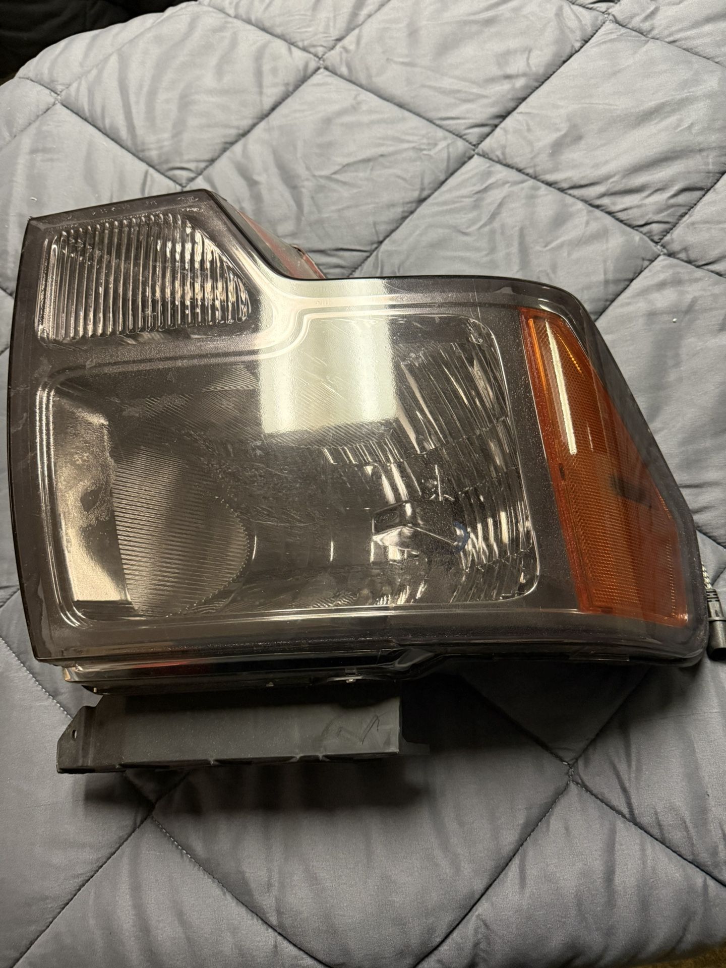 Headlight 2010 Ford F150