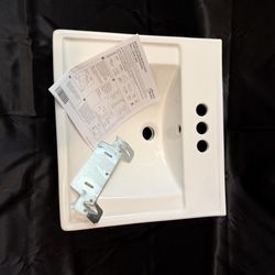 🛁 NEW American Standard Wall-Mount Sink – Decorum 20x18 (4” Centerset