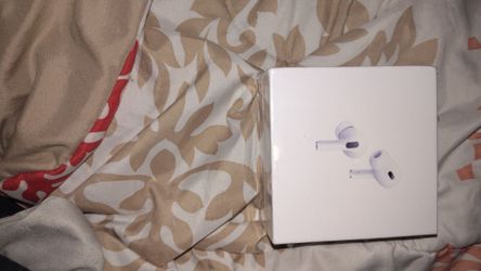 Apple AirPods Pro in Box
