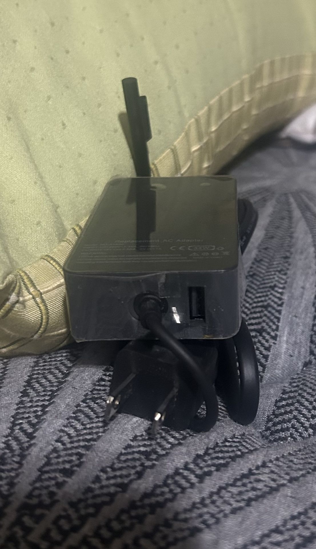 Microsoft Surface Pro AC Adapter