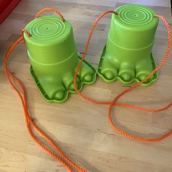 Monster Feet Play Set