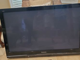 Panasonic Plasma TV 50" With Heavy Duty Wall Mount
