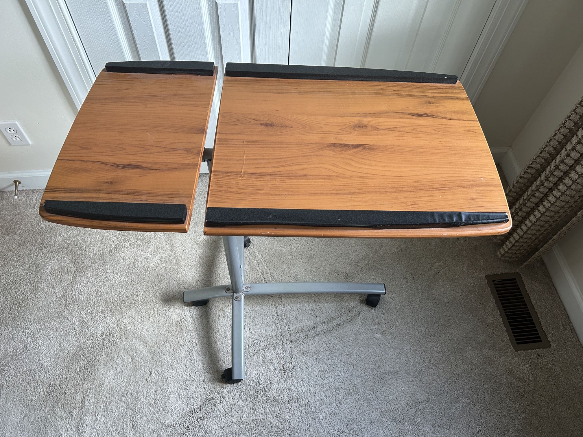 Mobile Adjustable Laptop Desk – Cherry Top – $30