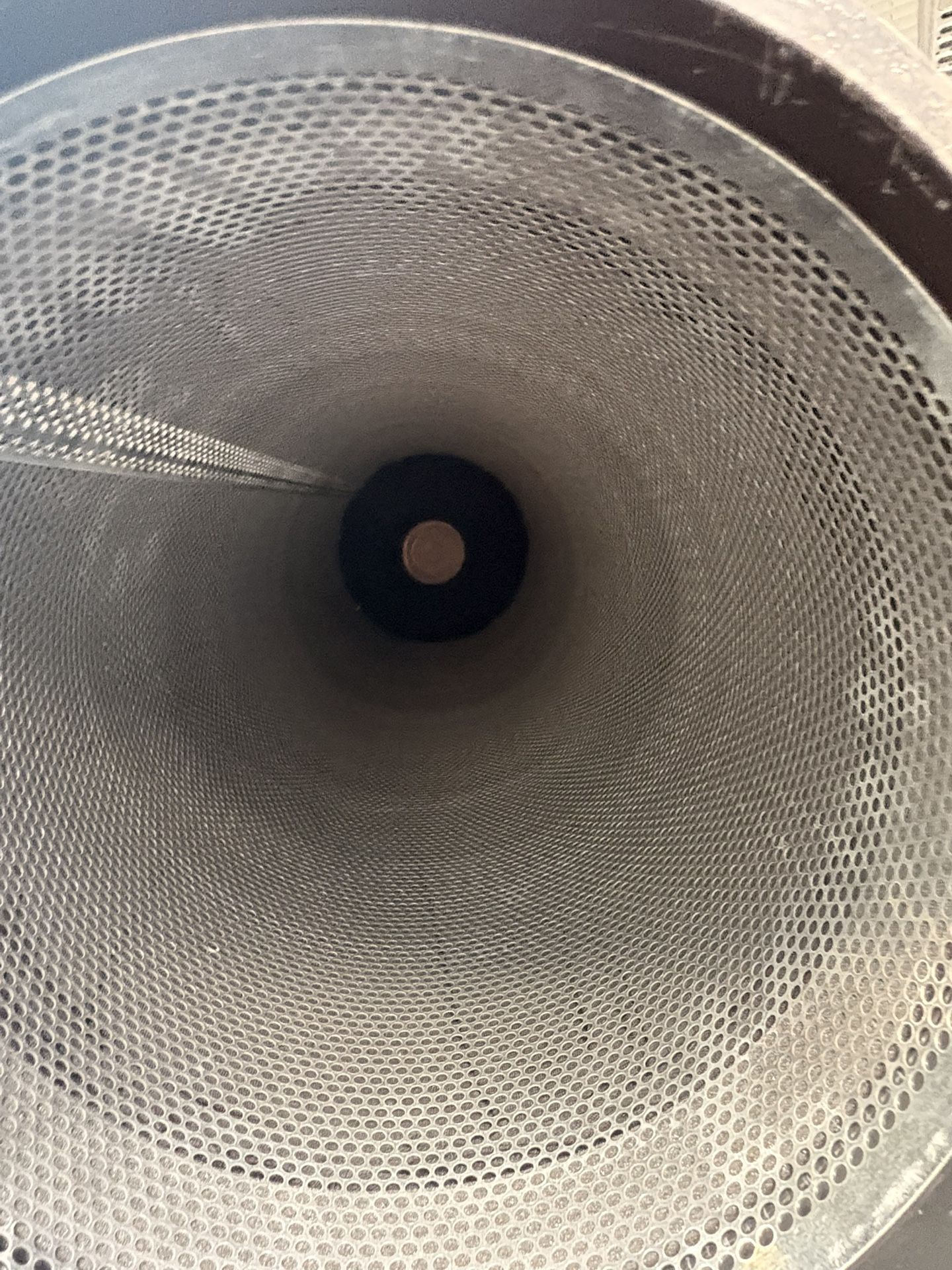 Hurricane 10” Inline Duct Fan – Like New display picture 1