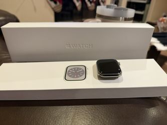 Apple Watch 8 45MM Silver Stainless Steel