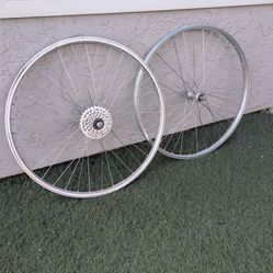 Vintage Araya RM-20 26" Wheelset 5,6,7 Speed Bolt-On Axle