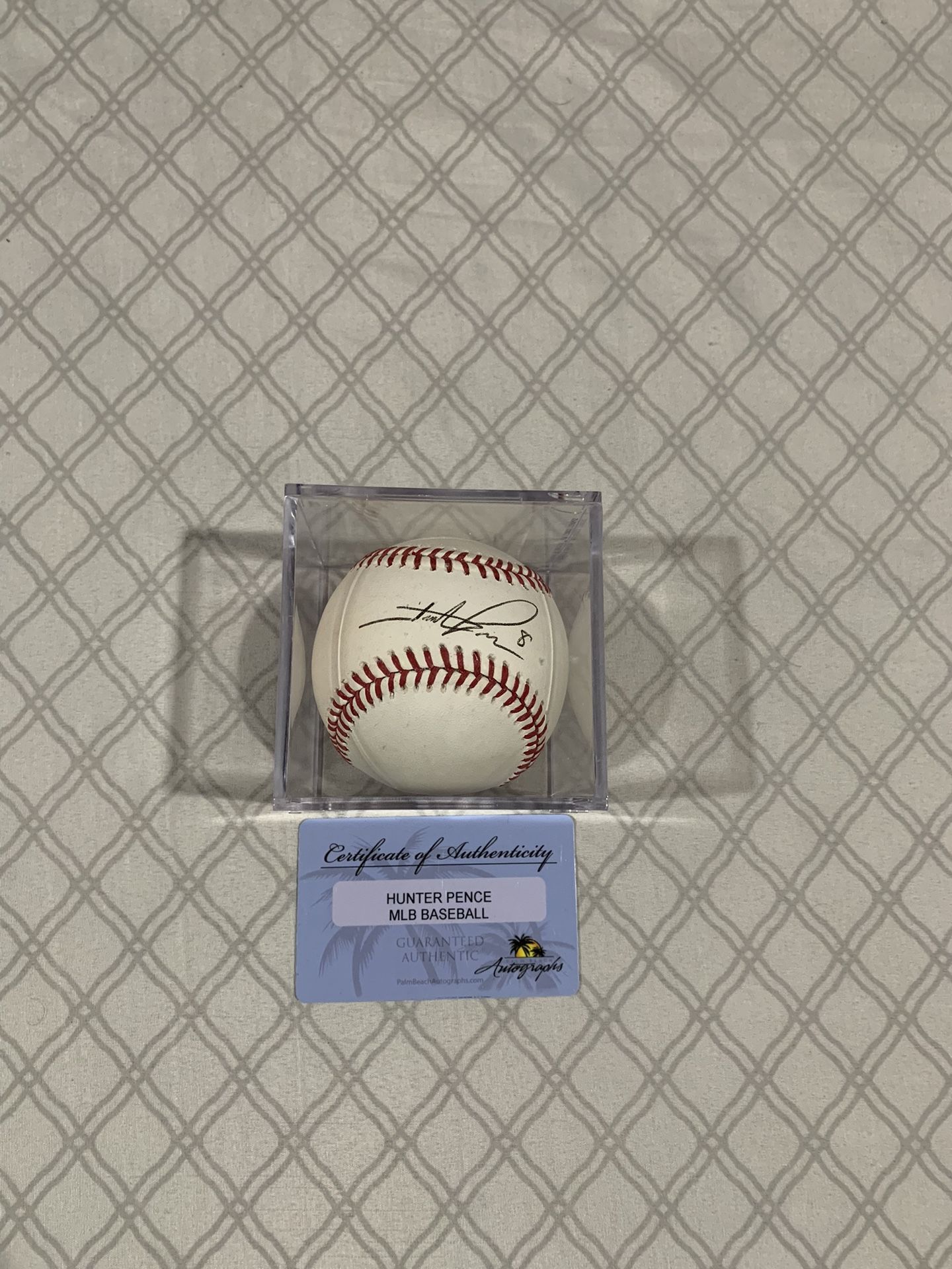 Hunter Pence Autographed Baseball w/Case