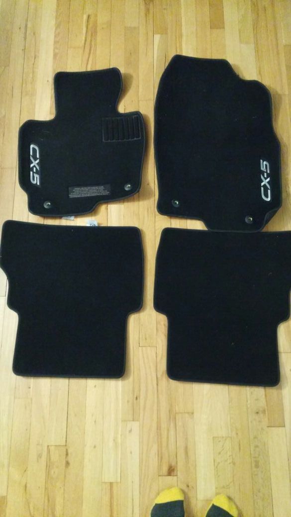 Mazda CX-5 2015 floor matts