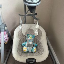 Baby Graco Swing 