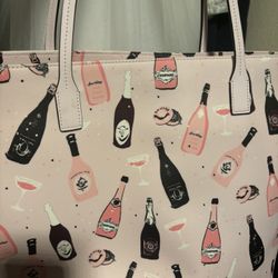Kate Spade tote Like New,new 