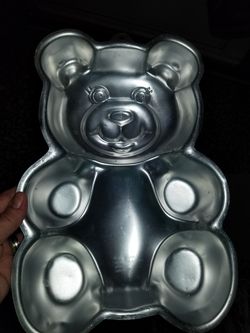 New Teddy bear 9x11 baking pan new