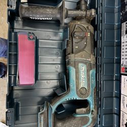 Makita Roto Hammer 