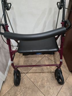 HEAVY DUTY ROLLING WALKER