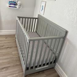 Graco Hadley 5-1 Convertible Crib with Drawer