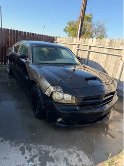 2006 dodge charger srt8
