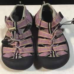 Keen girls size 11 sandals shoes