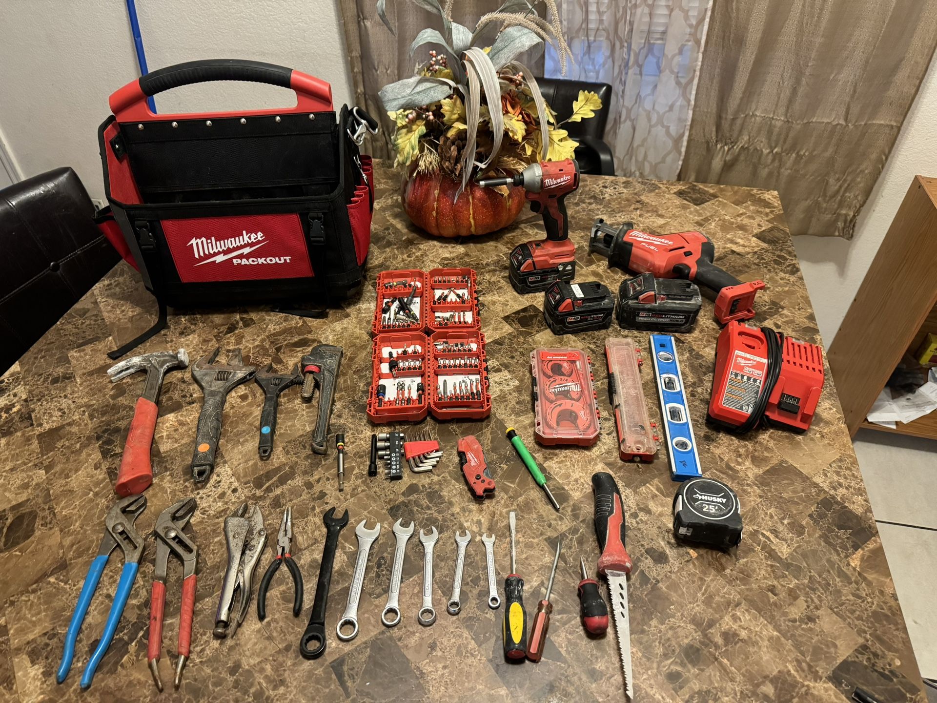 Milwaukee Tools Sum Power Tools And Hand Tools