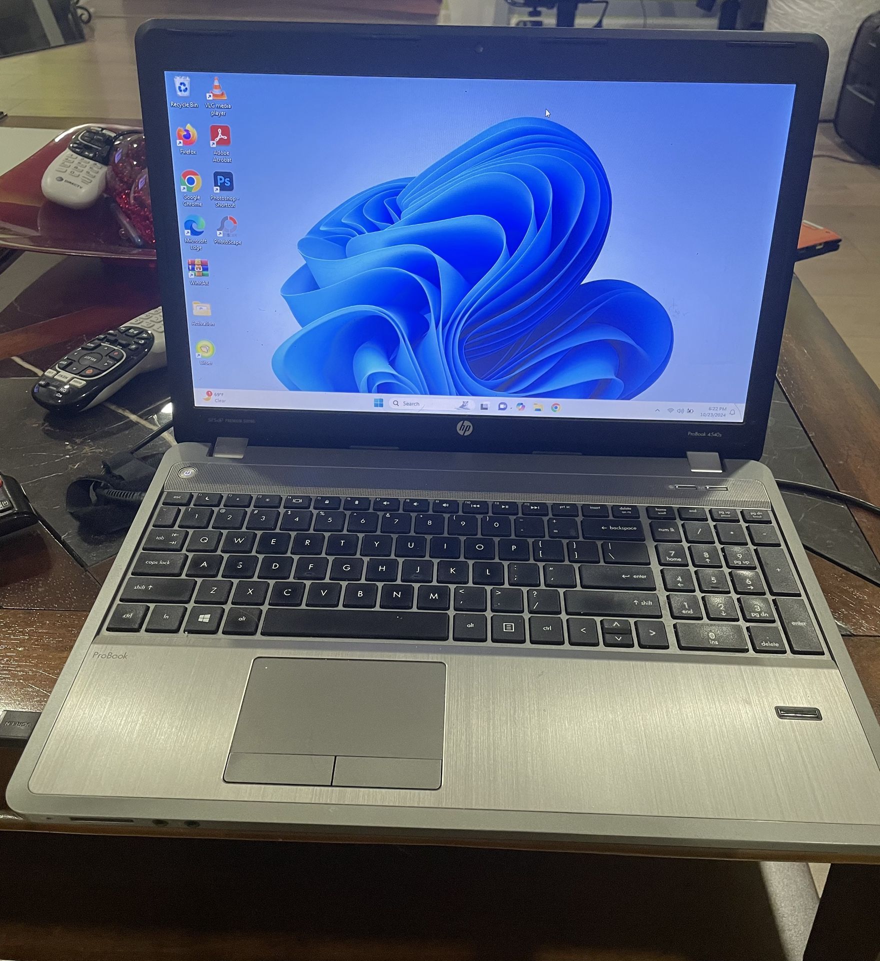 Hp Probook 4540s 15.6 “ w/ MS Office 2021 & Photoshop