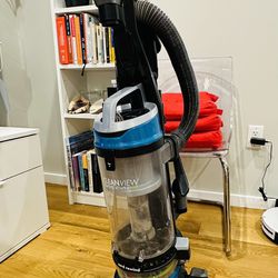 BISSELL bagless upright vacuum