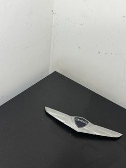 Genesis Sedan OEM Trunk Wing Emblem Tailgate Emblem