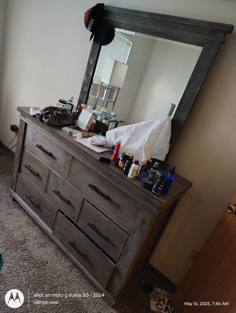 Dresser + Mirror