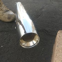 3 Sets of Harley slip on mufflers each set