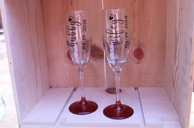 Custom champagne flutes