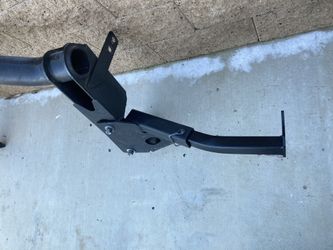 Tow Hitch With Rear Camper Tie Down Mounts 2016 Chevrolet 3500