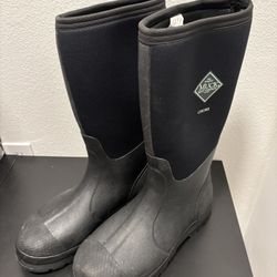 Muck Boots Men’s Chore Classic Tall Rubber Boot