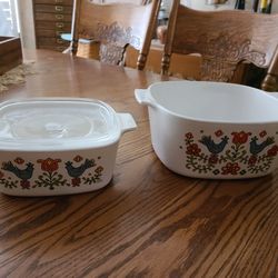 Vintage 1975 Corningware Casseroles