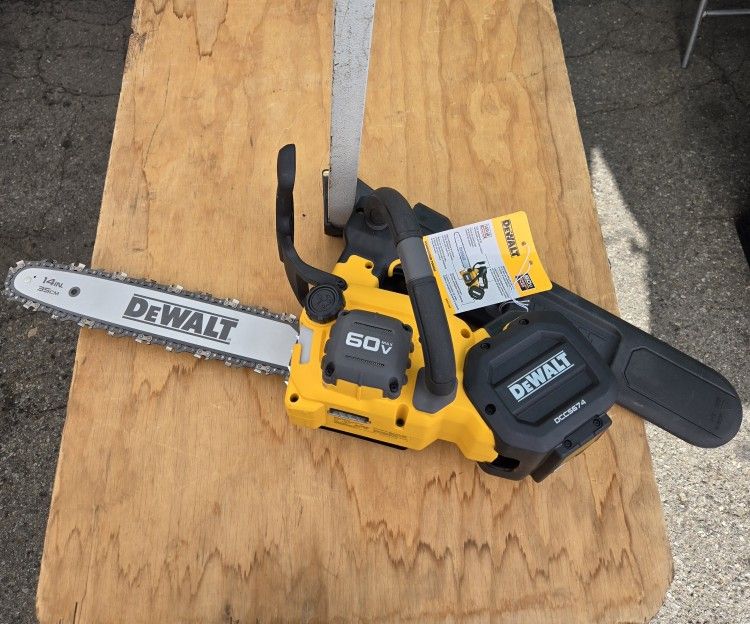 DEWALT
FLEXVOLT 60V MAX 14 in. Cordless Battery Powered Top Handle ChainSaw (Tool Only)